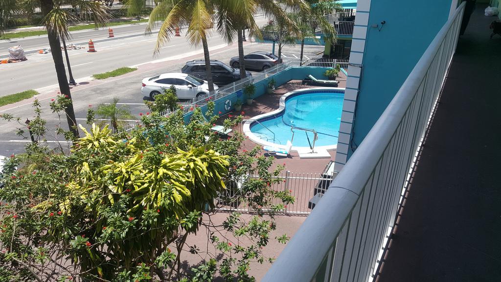 Travelodge By Wyndham Fort Lauderdale Beach מראה חיצוני תמונה
