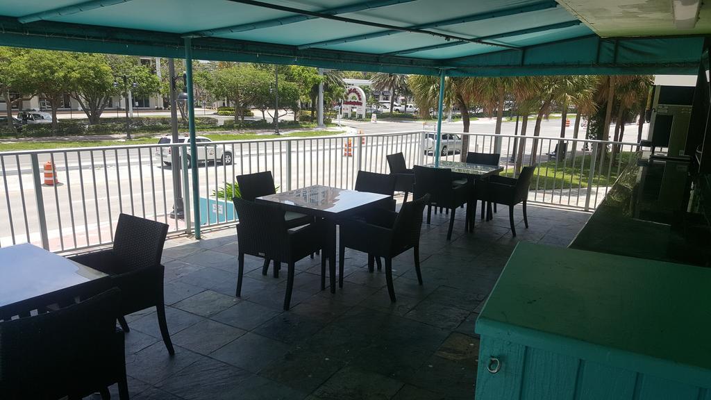 Travelodge By Wyndham Fort Lauderdale Beach מראה חיצוני תמונה