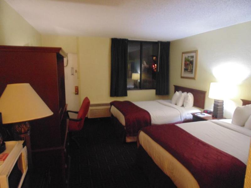 Travelodge By Wyndham Fort Lauderdale Beach מראה חיצוני תמונה