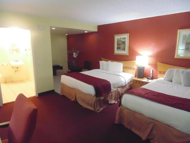 Travelodge By Wyndham Fort Lauderdale Beach מראה חיצוני תמונה