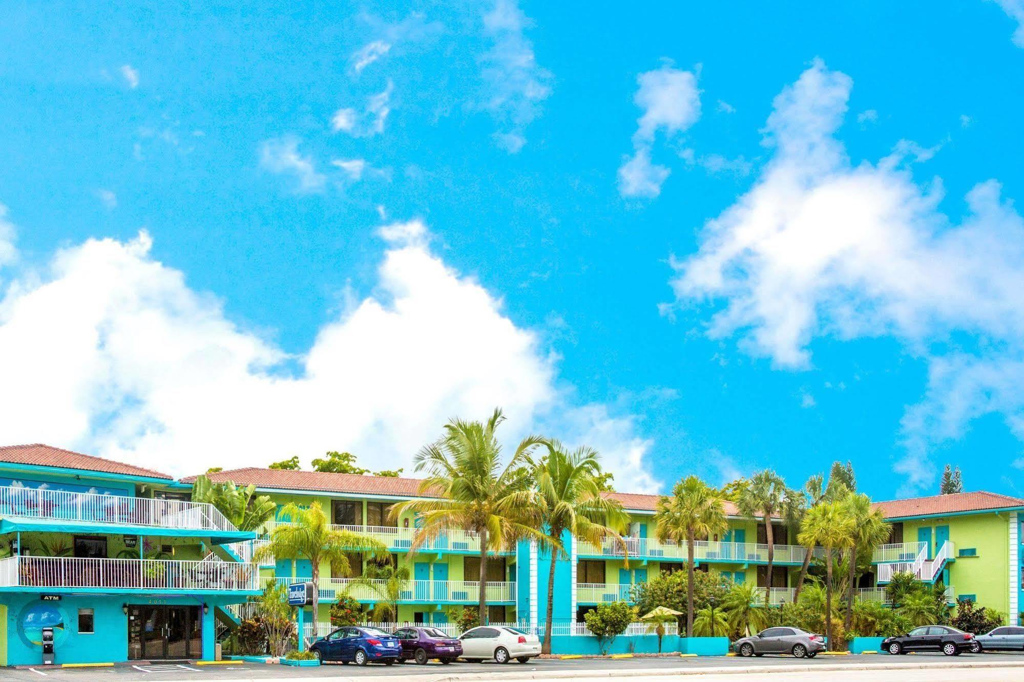 Travelodge By Wyndham Fort Lauderdale Beach מראה חיצוני תמונה